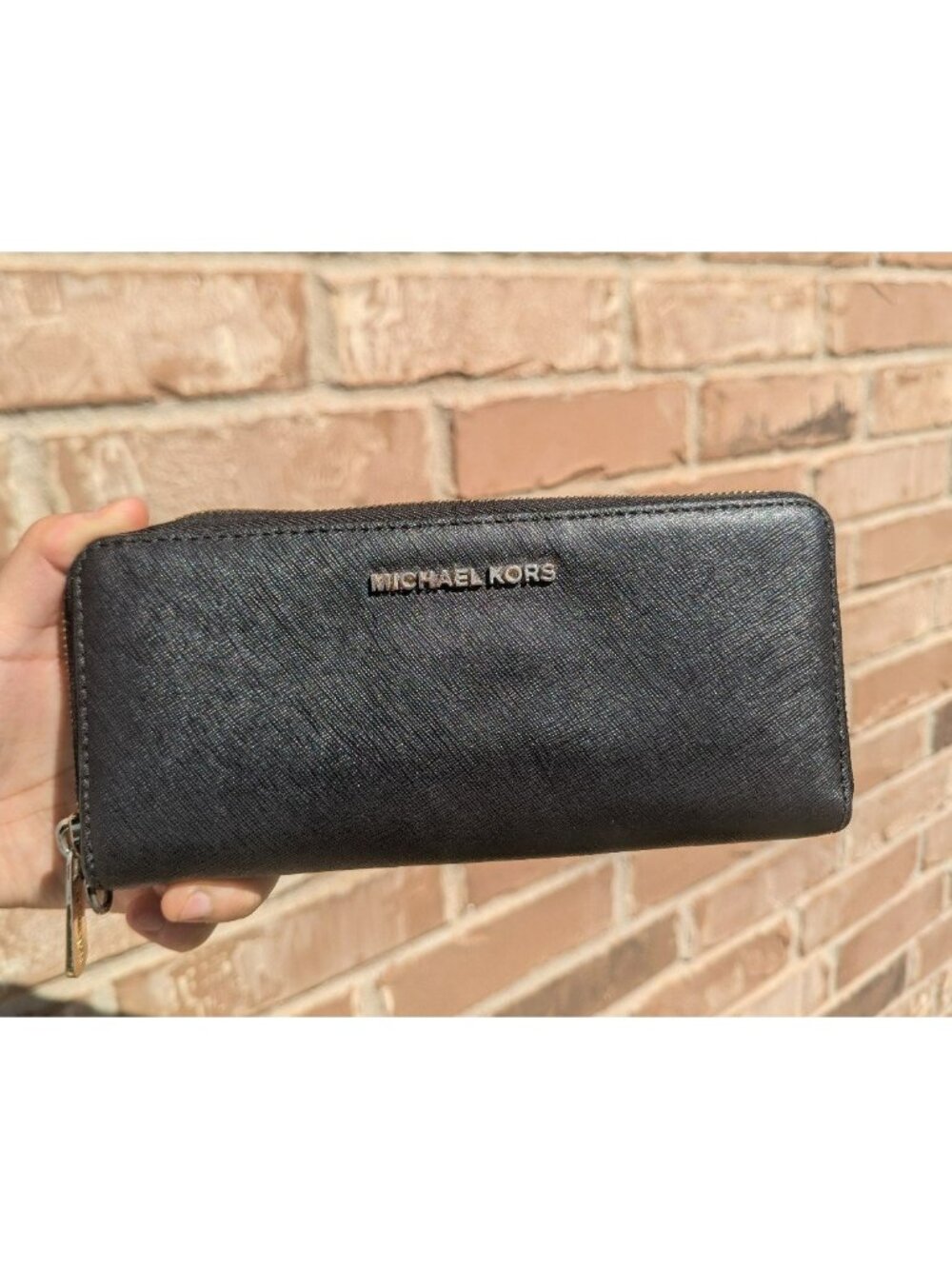 Michael Kors Leather Continental Wallet Crossgrain Leather Black Gold 32S5GTVE9L